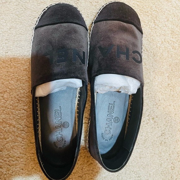 Chanel BRAND NEW CHA NEL espadrilles gray and black SIZE 40 - Picture 2 of 4